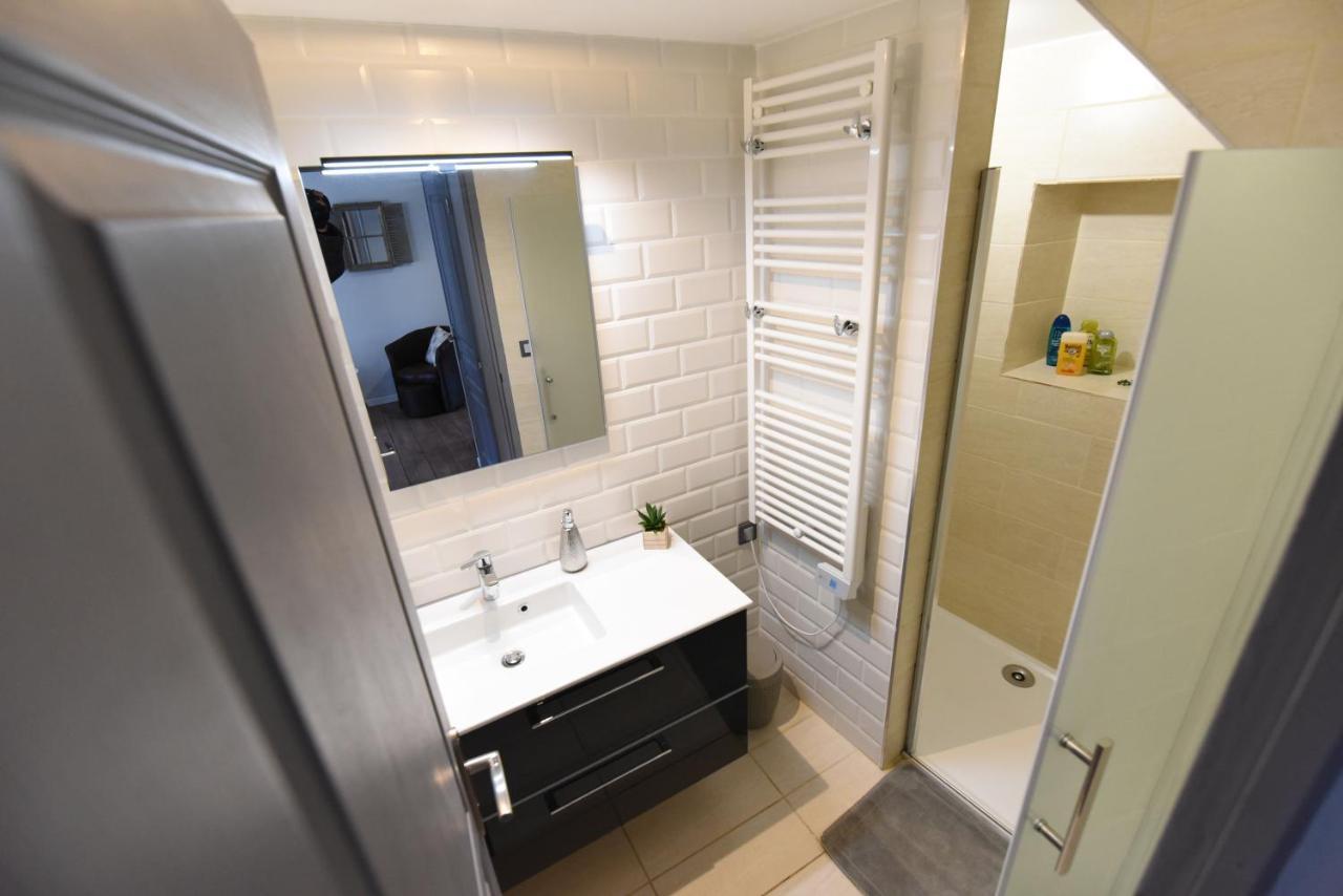 Terrasse 86 - Terrasse & Climatisation - 4-6 Personnes - Bnb إيبيرني المظهر الخارجي الصورة